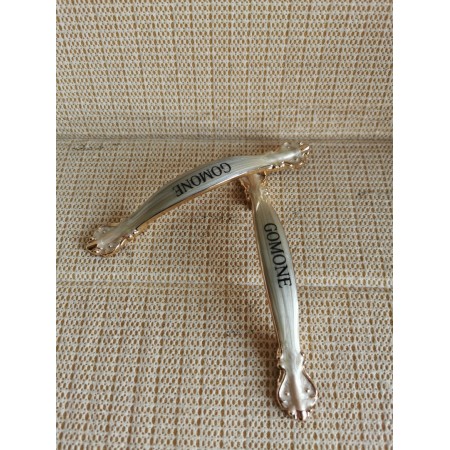 GOMONE 2 Pack Hole Center 5''/128mm Matte White Kitchen Cabinet Handles GOMONE 2 Pack Hole Center 5''/128mm Matte White Kitchen Cabinet Handles